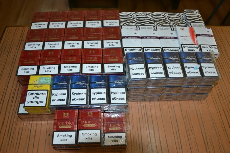 Ieşeancă cercetată pentru contrabandă cu ţigări!