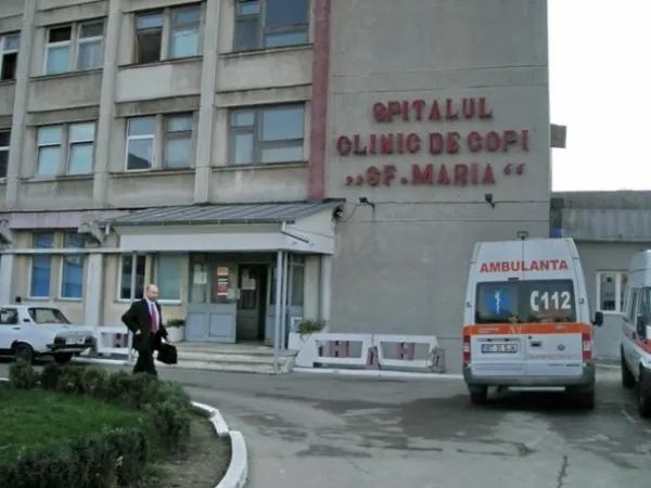 A ajuns la Urgențe după ce a înghițit detergent lichid