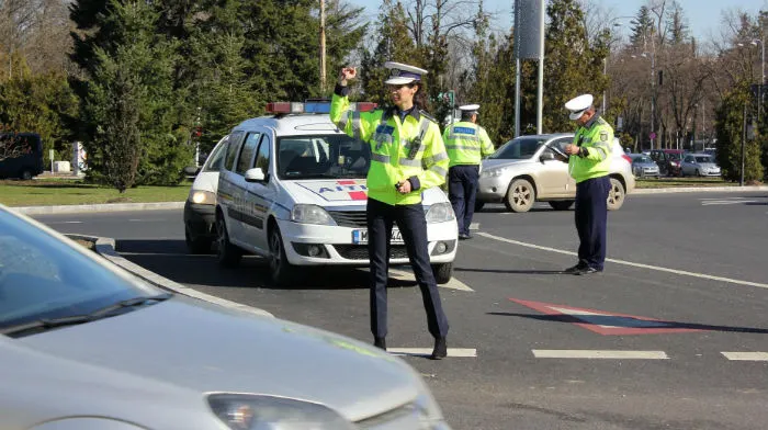 Verificări ale Poliției pe străzile din județ