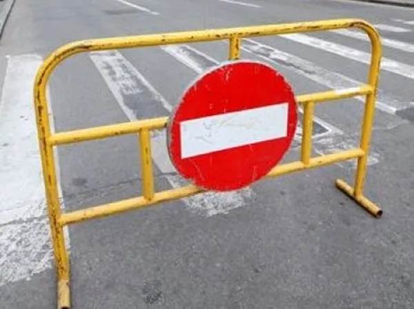 Interdicții de circulație pe două străzi din Iași