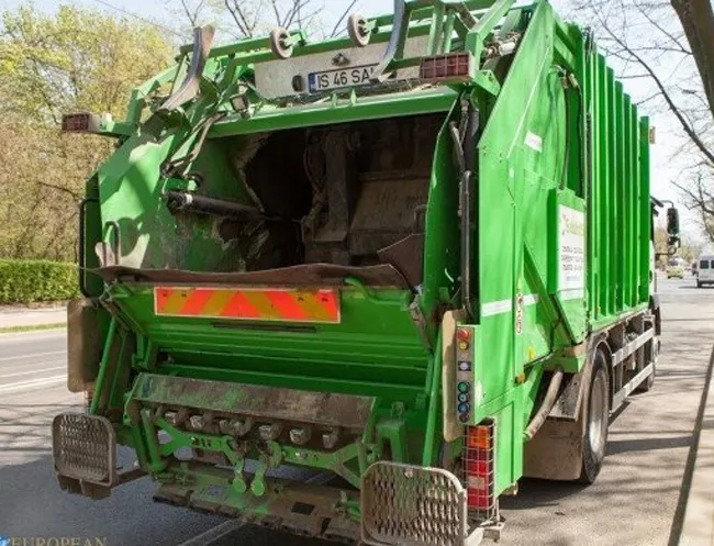 Ieșenii vor plăti mai mult pentru ridicarea gunoiului