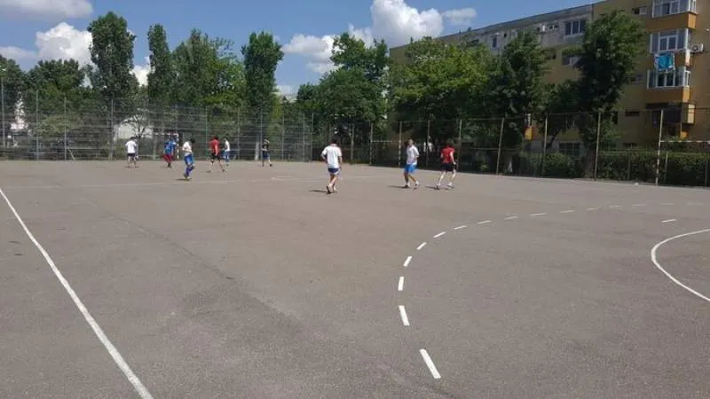 Acces gratuit pe terenurile de sport a 12 școli ieșene