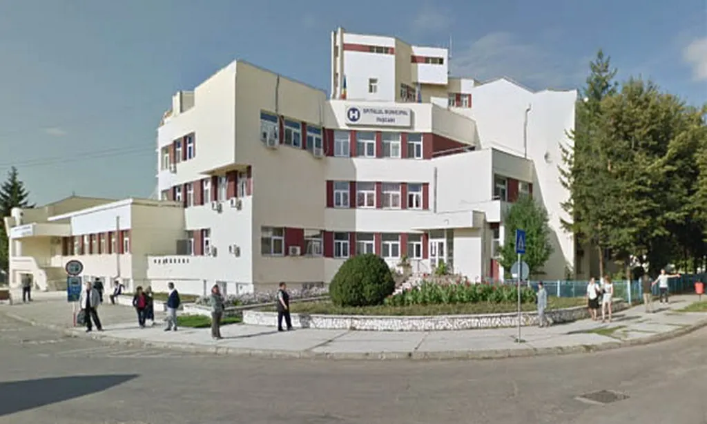 Mai multe posturi de șefi de secție scoase la concurs de un spital ieșean