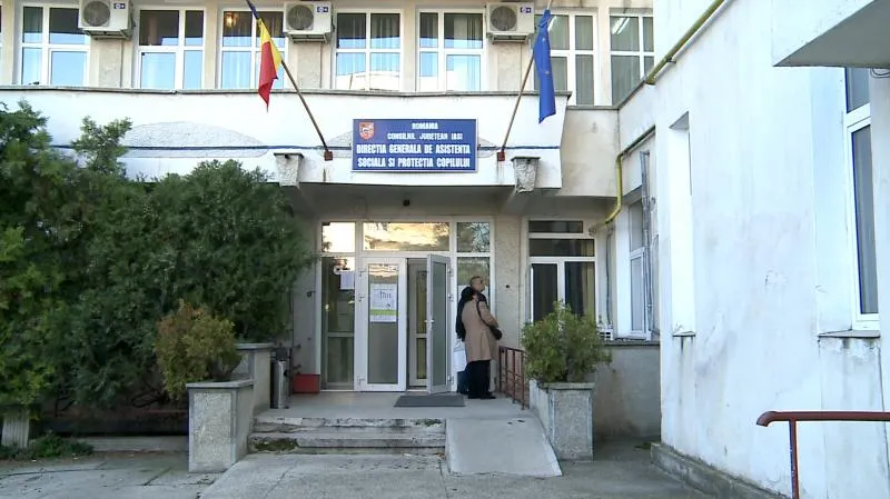 DGASPC Iași recuperează salariile asistenților maternali