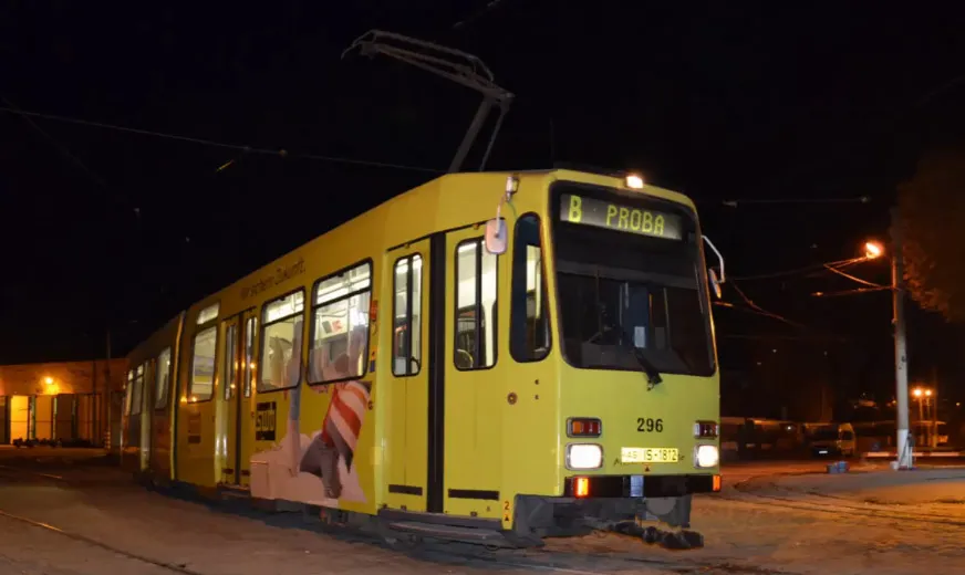 Tramvaiul adus din Germania, scos la probe