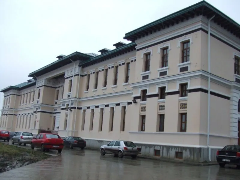 Tragedie la Institutul de Psihiatrie Socola: S-a sinucis tăindu-și venele cu un ciob