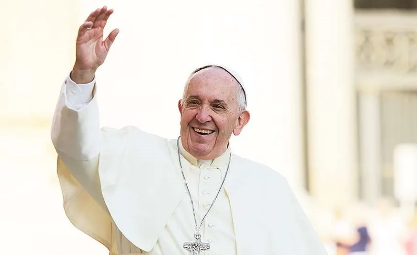 Platformă de înscrieri online pentru întâlnirea cu papa Francisc la Iaşi pe 1 iunie