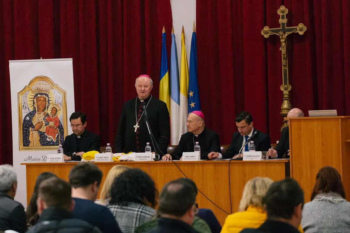 Pregătirile pentru venirea Papei Francisc, pe ultima sută de metri