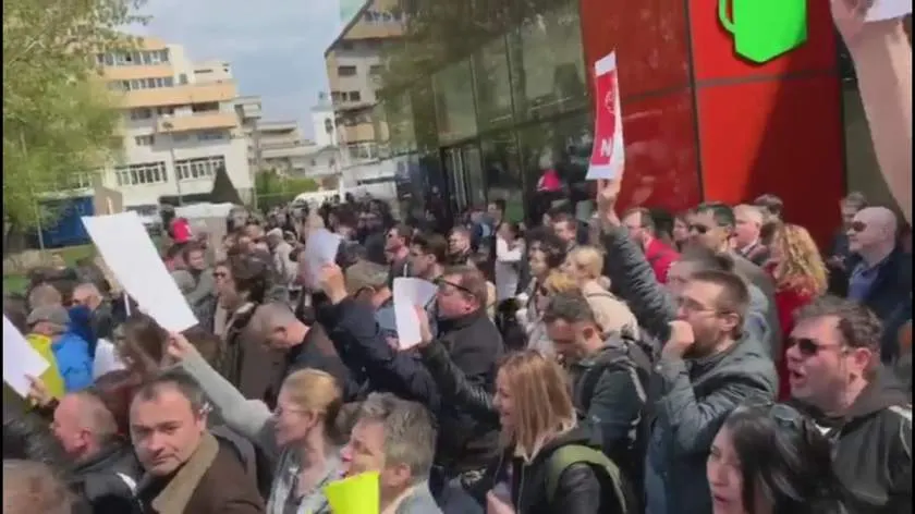 Decizie aberantă: Ministrul de Interne vrea să-i ancheteze pe manifestanţii anti-PSD de la Iaşi