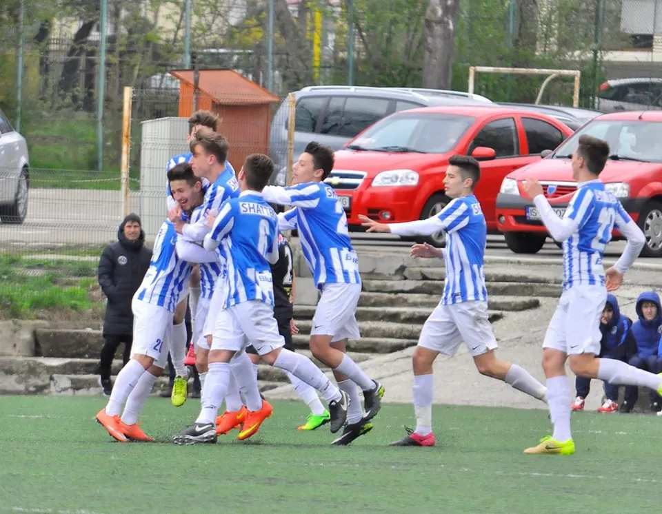Chirica vrea să-l concureze pe Hagi: Academie de fotbal, la Iași