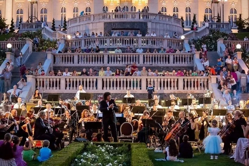 Concert al Filarmonicii Iași în Grădina Palas