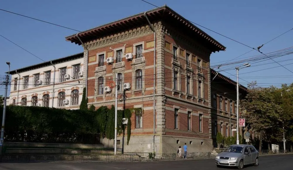 Cursuri ale Facultății de Filosofie, ținute la Colegiul Național