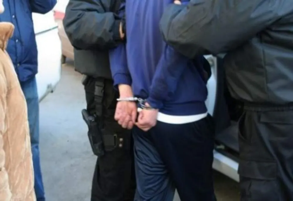 A intrat în casa unei bătrâne în a doua noapte de Crăciun. A lovit-o cu bestialitate pentru a-i lua banii