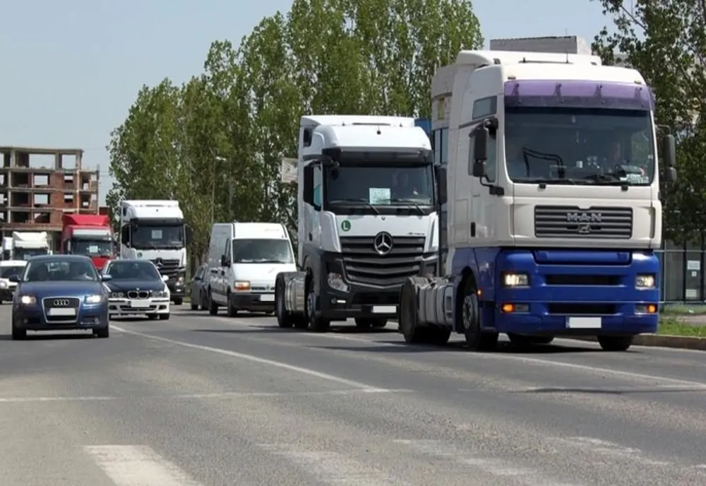 Primăria interzice traficul greu în Iași