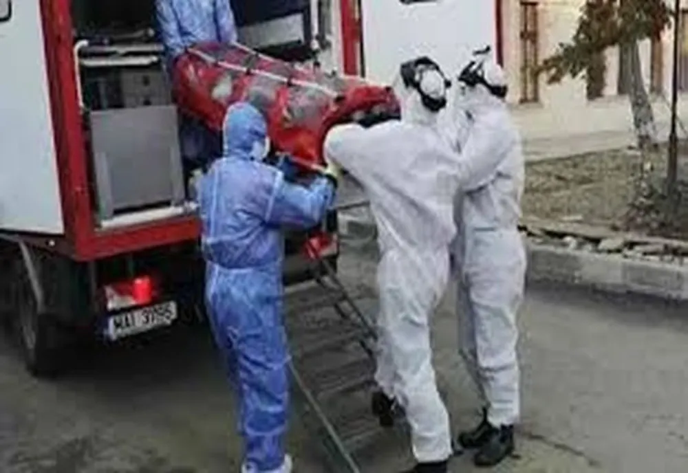 Primul pacient cu coronavirus adus la Iaşi rămâne internat. Nu s-a vindecat