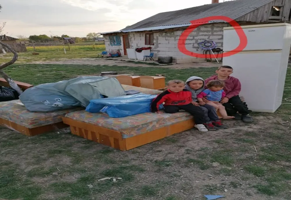 Mesajul sfâșietor postat de părintele Damaschin: „Copiii așteaptă Crăciunul, pentru că doar atunci toată lumea se preface că este bună!“ - FOTO