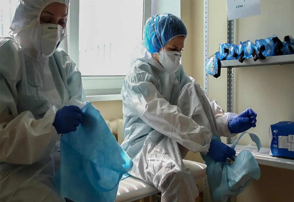 Aglomerație în unităţile de cazare pentru cadrele medicale ieşene implicate în lupta cu coronavirus