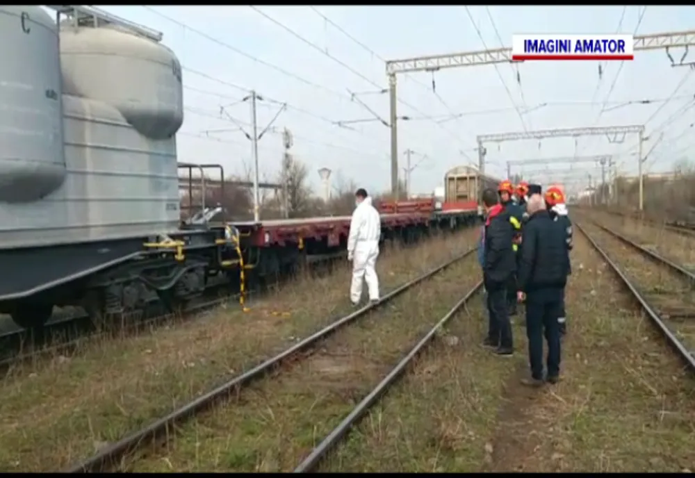 Copil electrocutat după ce s-a urcat pe un vagon, în Gara Iași