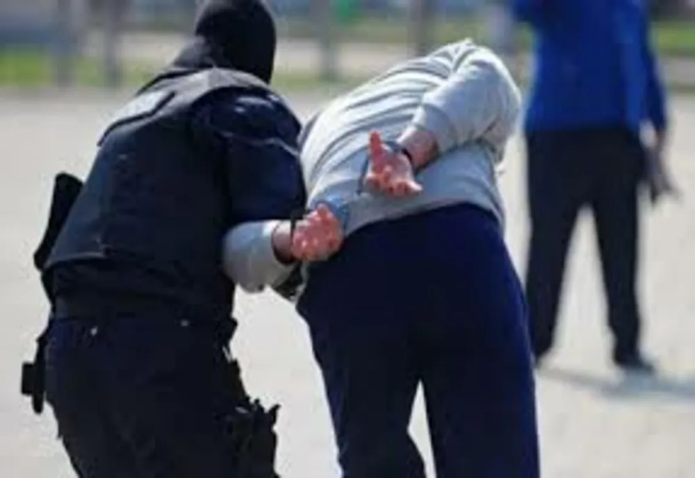 Căutat în Germania pentru trafic de droguri, depistat la Iași
