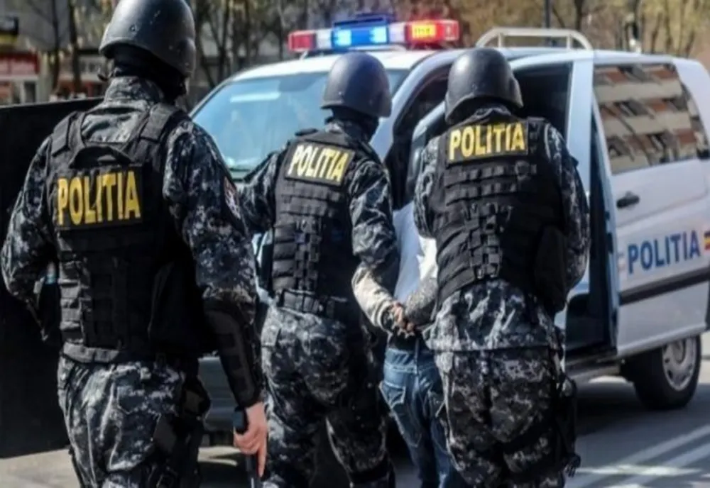 UPDATE. 16 persoane duse la audieri în urma perchezițiilor de pe raza judeţului Iaşi, pentru destructurarea unui grup infracţional organizat