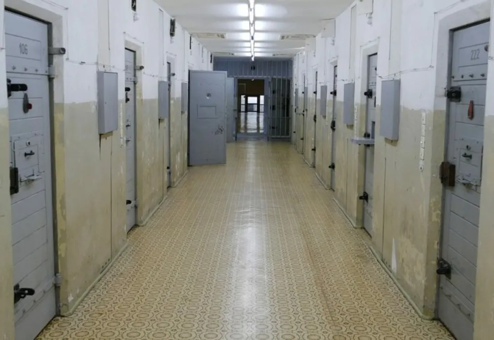 ALERTĂ în Penitenciarul Iași! FOC într-o celulă vecină cu cea a studentului marocan acuzat de dubla crimă