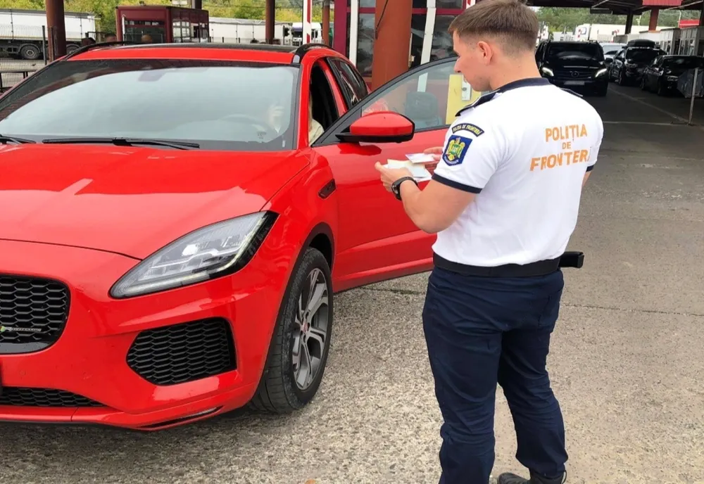 Tânără depistată la volan cu un permis de conducere ucrainean FALS