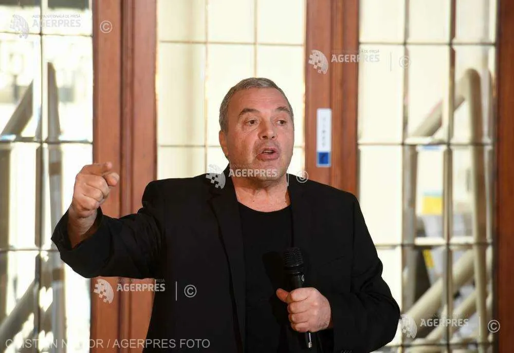 Directorul Teatrului ''Radu Stanca'' din Sibiu, Constantin Chiriac, ''Cetăţean de Onoare al Municipiului Iaşi''
