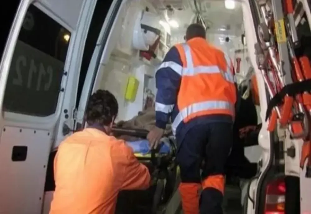 Accident în Pașcani! Două persoane au ajuns la spital