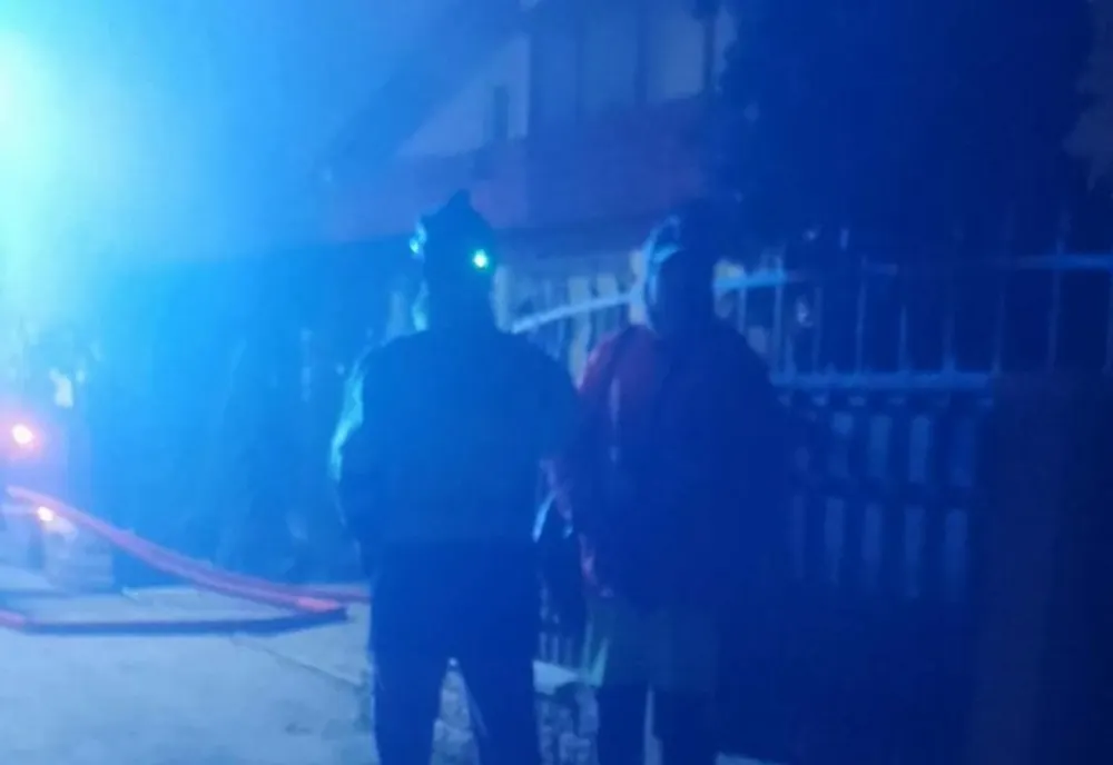 Un bărbat de 60 de ani a murit într-un incendiu pornit de la o țigară