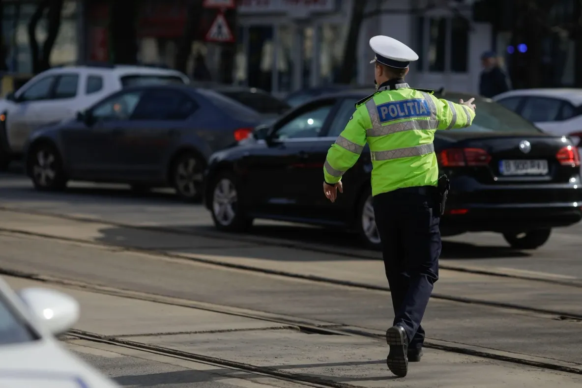 Ochiul din cer: Poliția Română a sancționat sute de șoferi vitezomani cu ajutorul elicopterelor