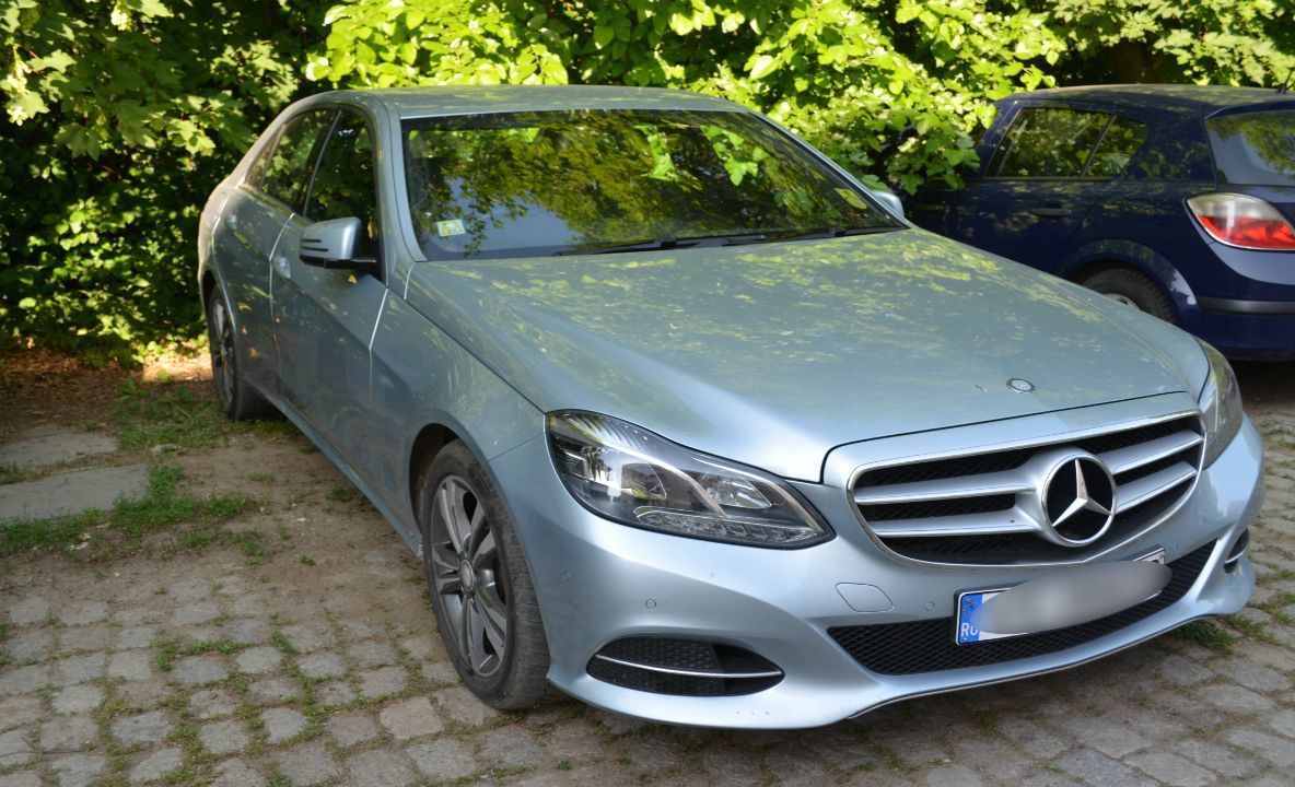 Maşină de lux, declarată furată, descoperită de poliţiştii de frontieră ieşeni