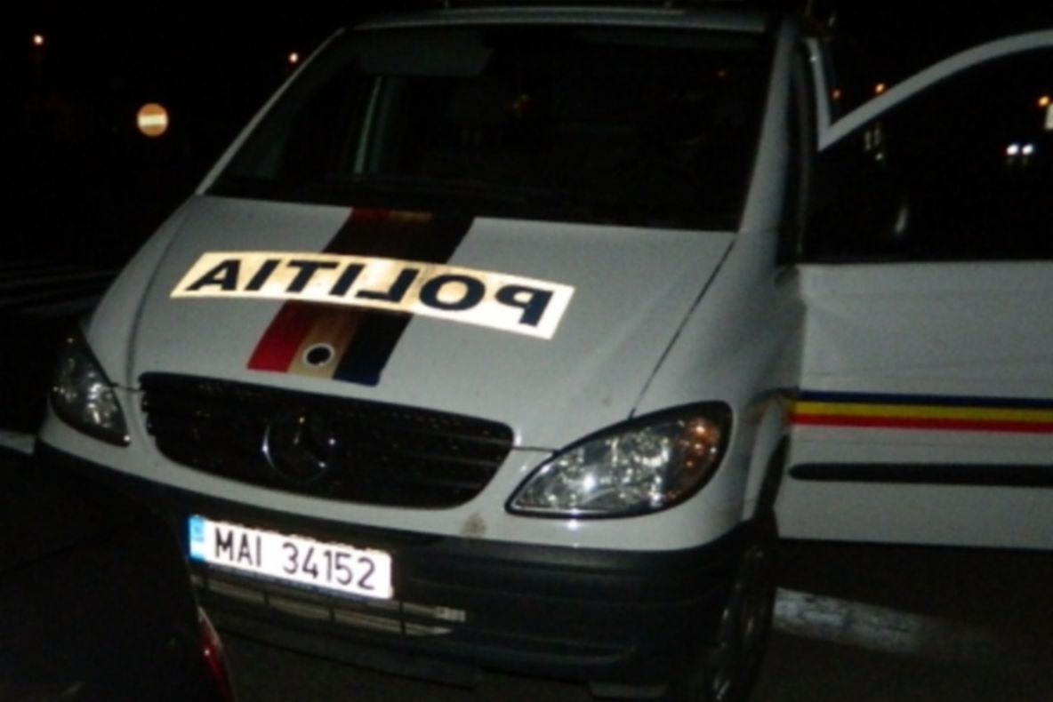 Atac ca în filme la Iași. Au aruncat cu acid sulfuric în ochii unui bărbat