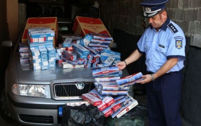 Două femei, anchetate pentru contrabandă