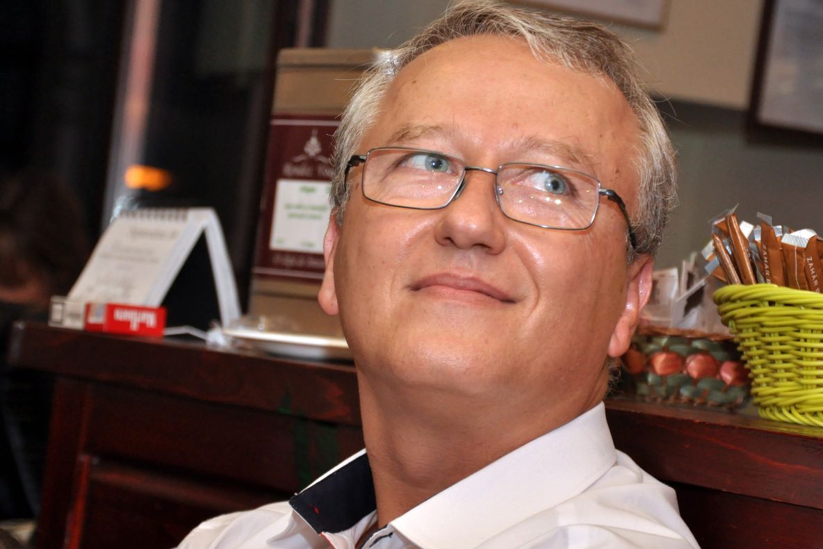 Constantinescu recidivează: „Apel către prostovani!”