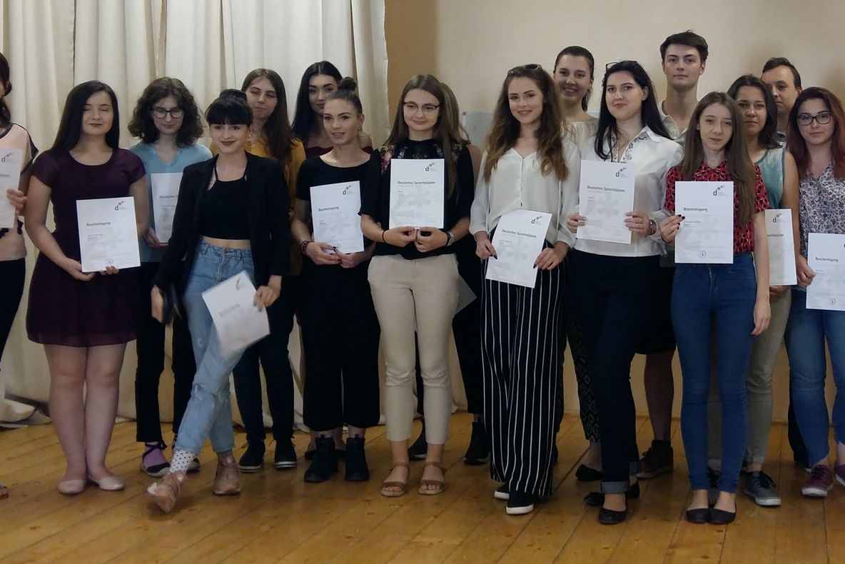 Elevi din Iași, premiaţi