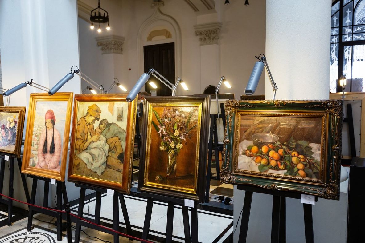 PREMIERĂ în Iași: o licitaţie de artă