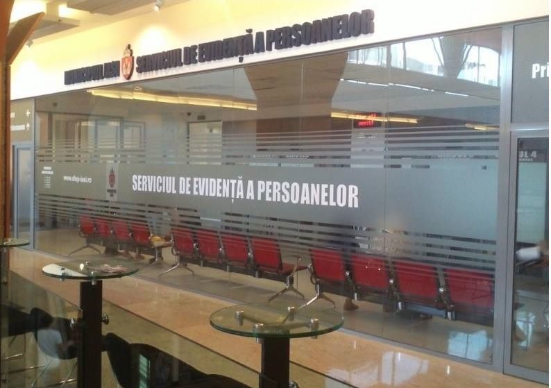 Peste 30.000 de cereri pentru cărţi de identitate sau viză de flotant, la Iaşi