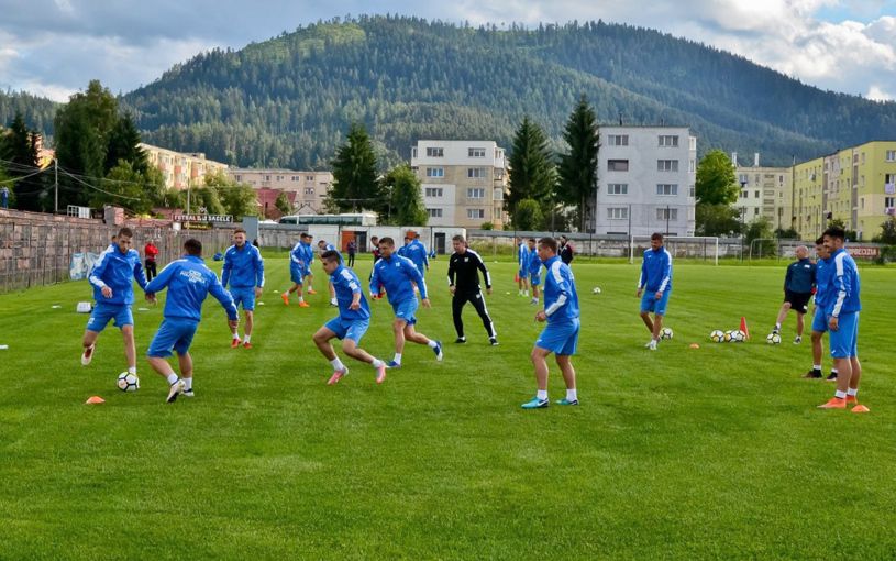 Amical cu Neftci Baku