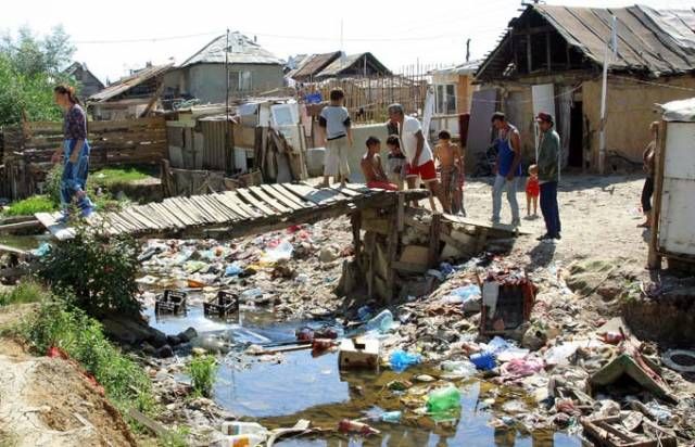 Primăria Iași vrea să construiască un centru pentru rromii din Cicoarei, cu fonduri europene