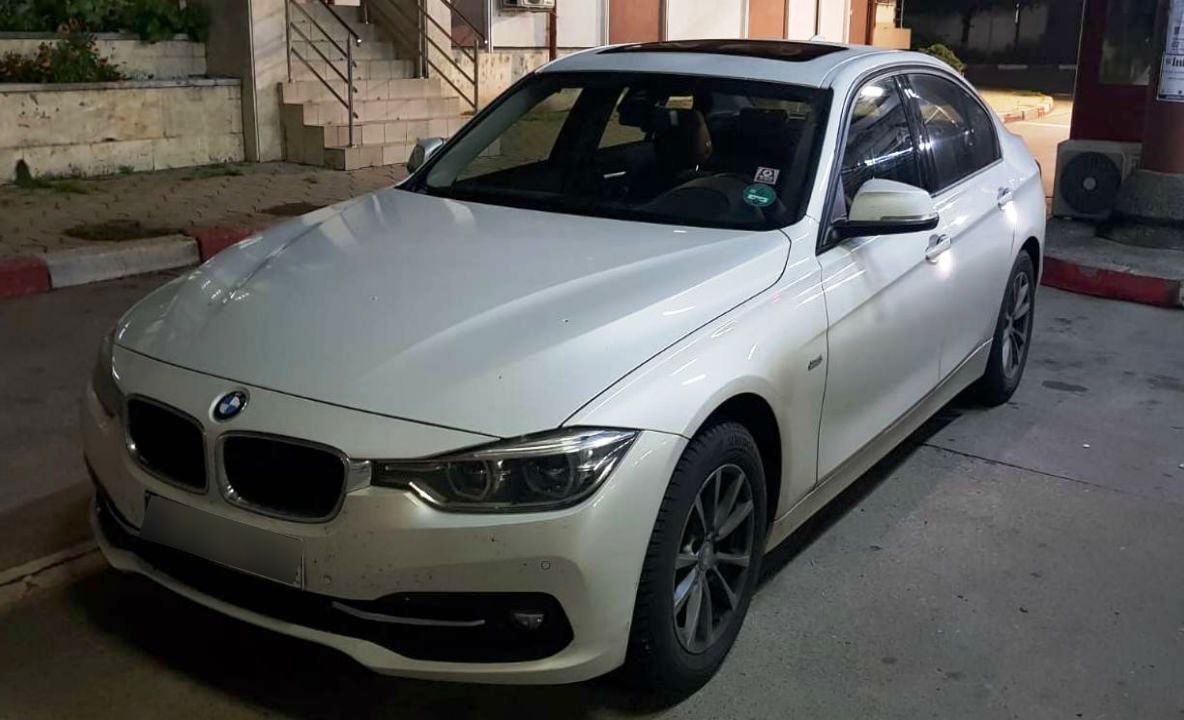 Limuzine de lux, descoperite de poliţiştii de frontieră ieşeni