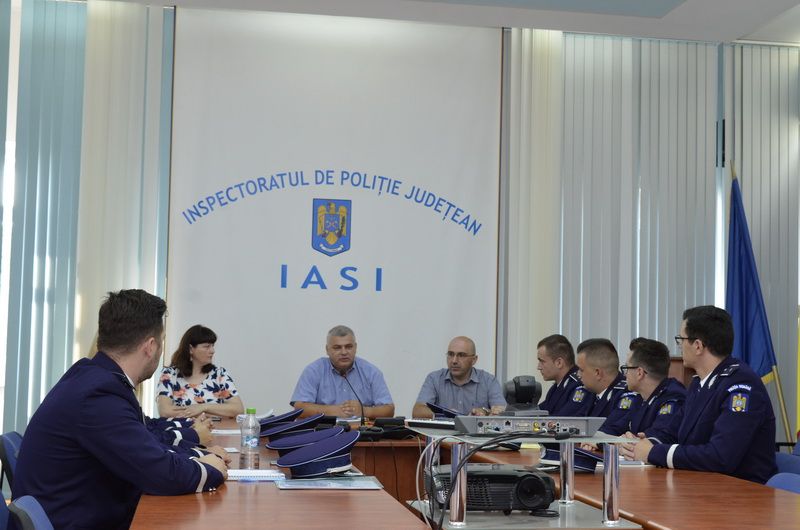 Noi ofiţeri, încadraţi la Poliţia ieșeană / FOTO