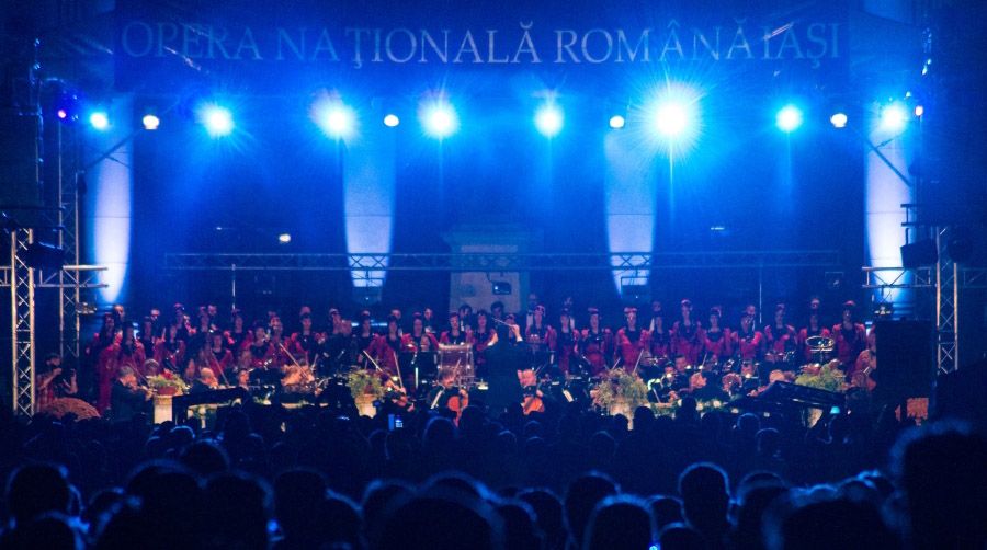 „Magia serii în sunet şi lumină“, spectacol de operă în aer liber