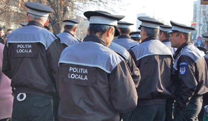 Poliţiştii ieşeni au participat la Ziua Curăţeniei