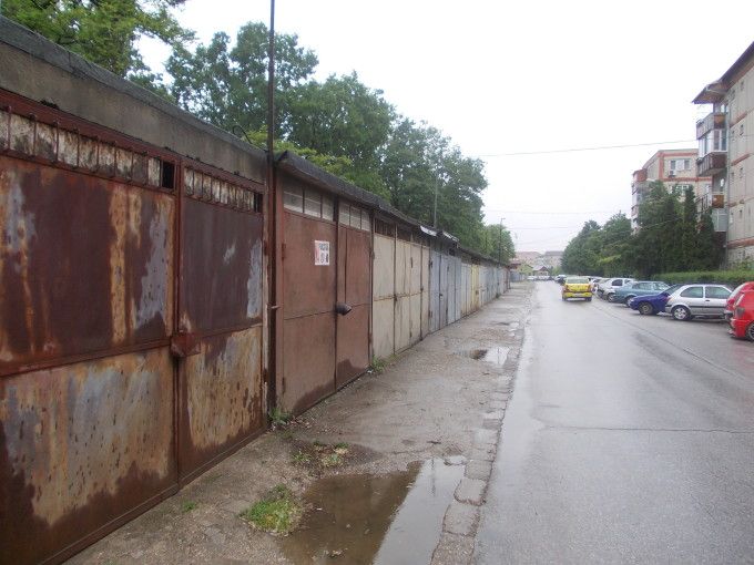 Primăria Iași va demola mai multe garaje din zona centrală a orașului