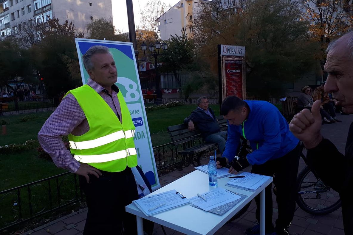 Semnături online pentru autostrăzile A7 și A8