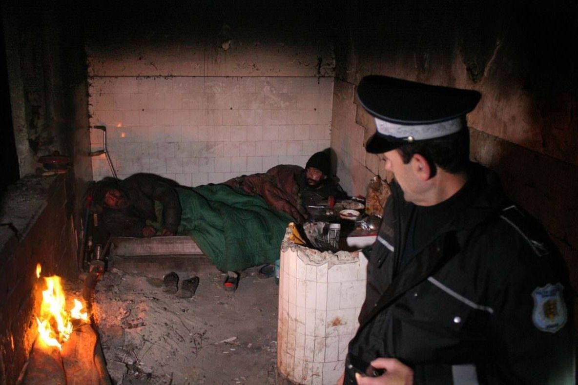 Apelul Primăriei către ieşeni: Sunaţi la Poliţia Locală dacă vedeţi persoane fără adăpost!