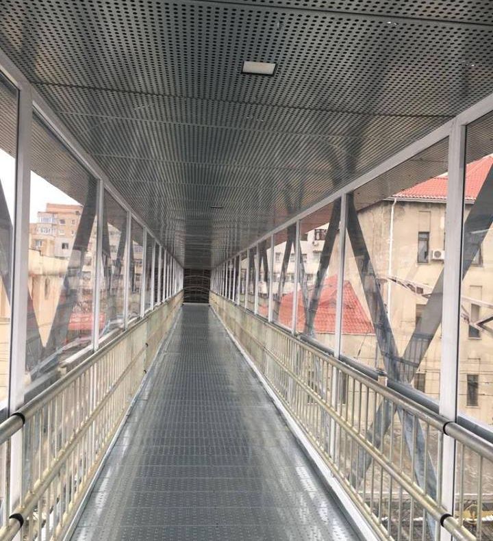 A fost redeschisă Pasarela pietonală de la Gară
