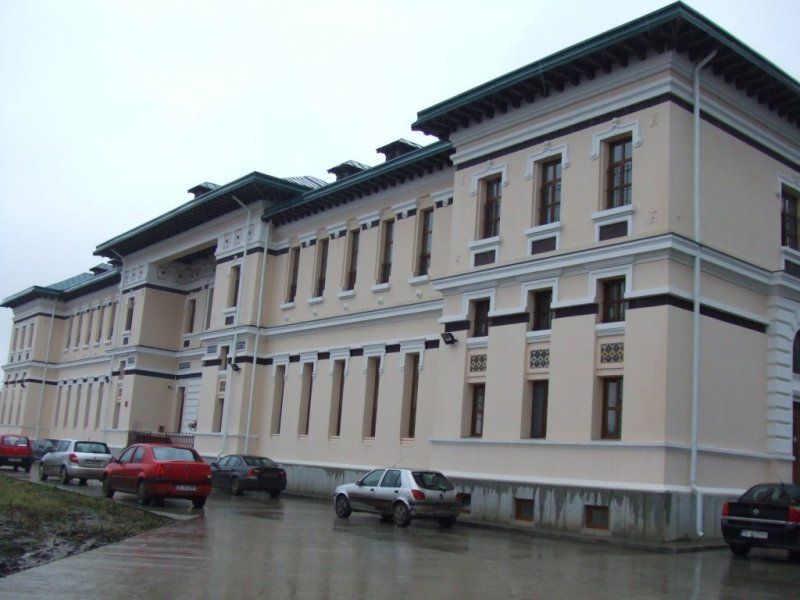 Tragedie la Institutul de Psihiatrie Socola: S-a sinucis tăindu-și venele cu un ciob