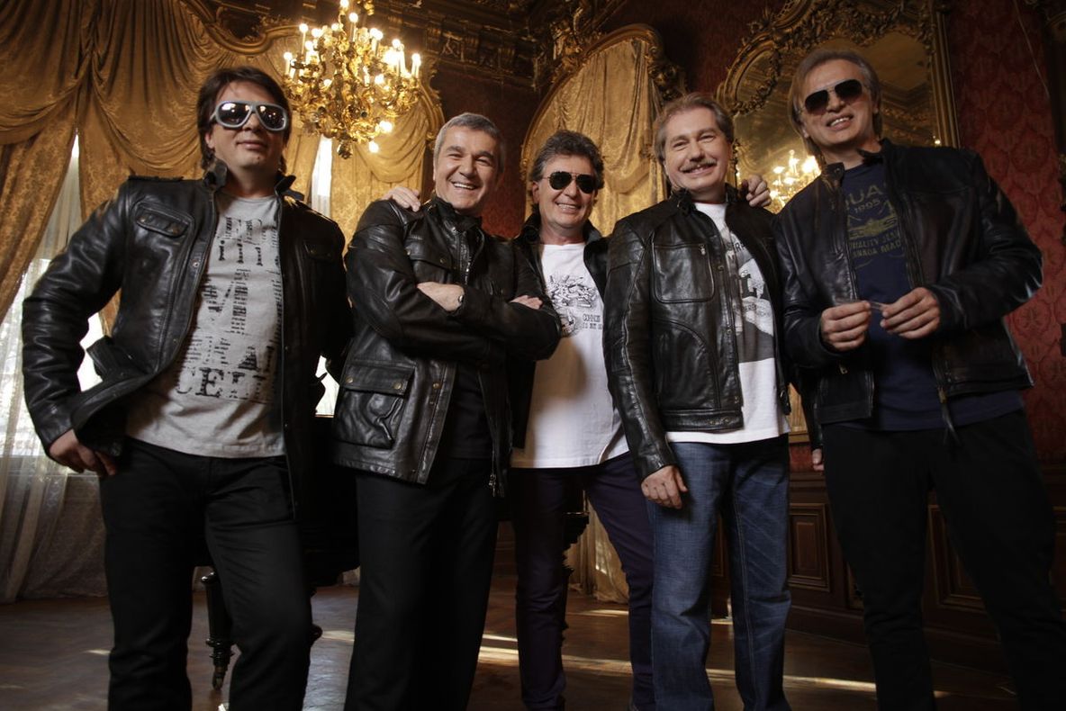 Concert Holograf de Ziua Îndrăgostiților la Iași