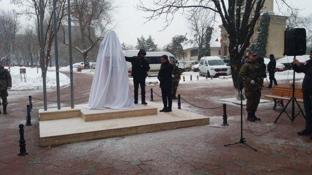 Bustul poetului georgian Gabashvili, inaugurat la Iași